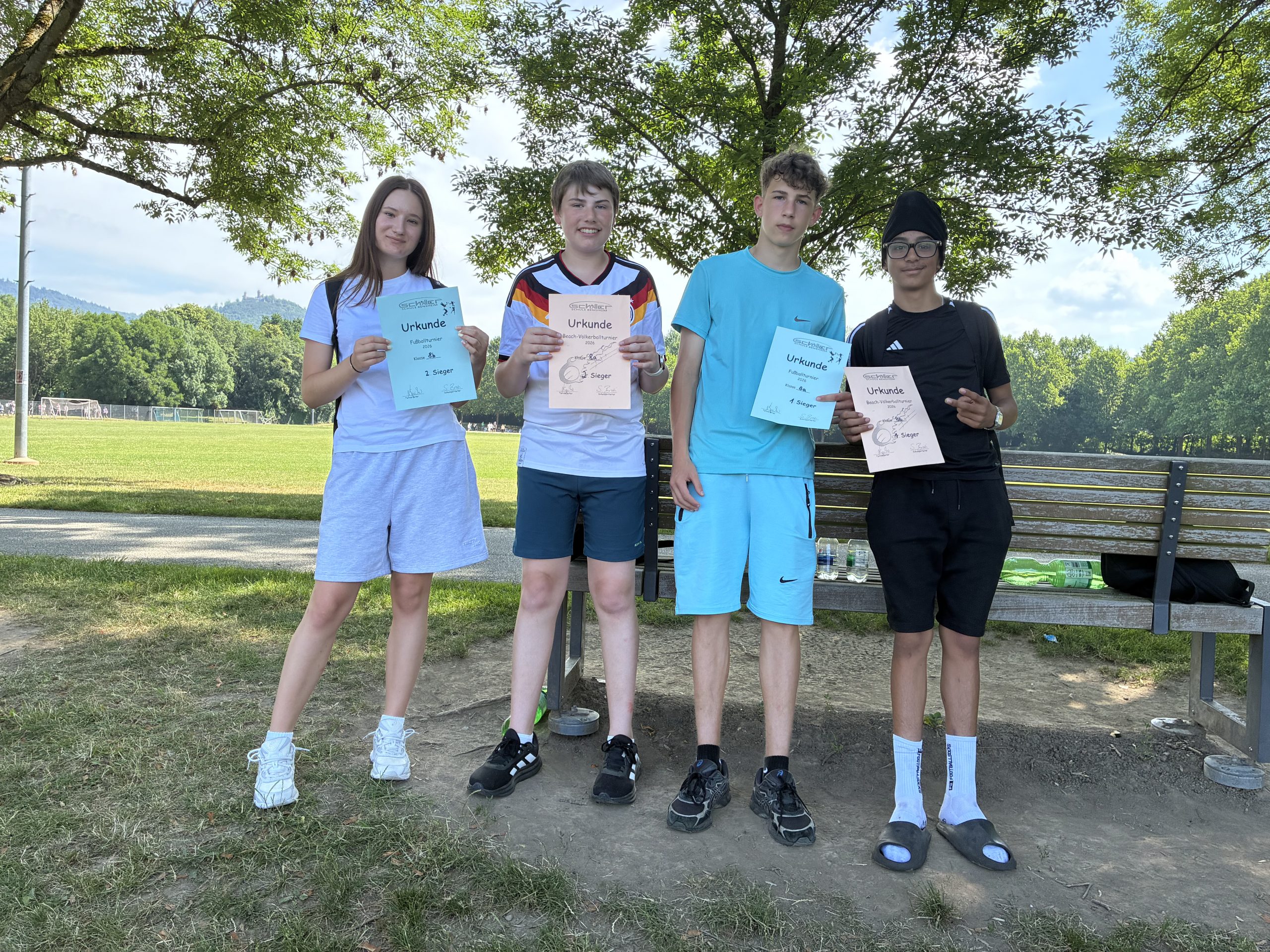 Mehr über den Artikel erfahren Hitzeschlacht und Teamgeist: Sportliche Aktionswoche begeistert die Schillerschule Bensheim